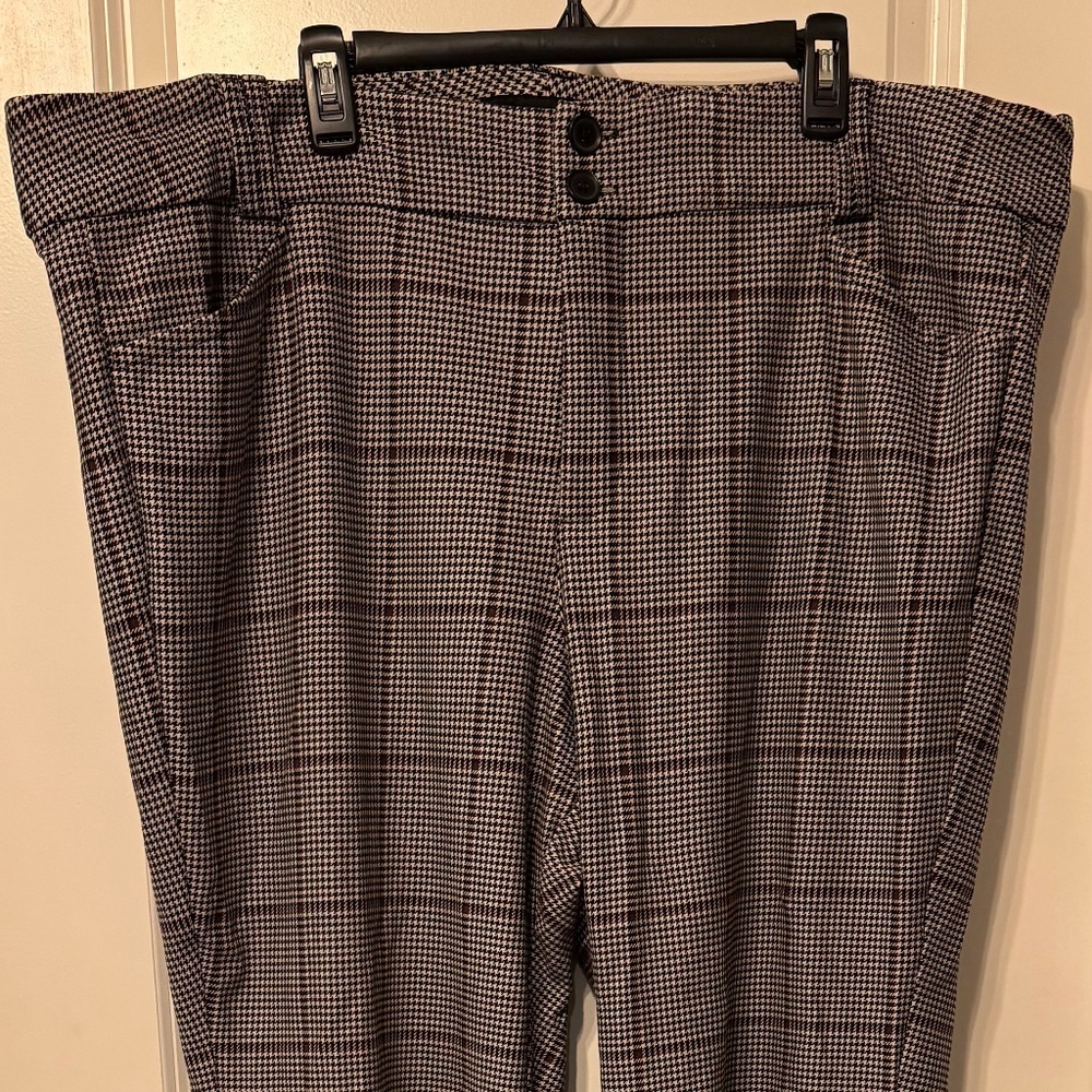 Studio by Torrid A-Line Flare Trouser Pants 28R Glen Plaid Stretch Work Slacks